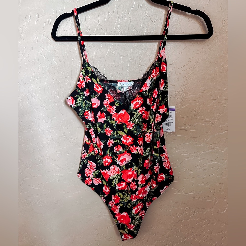 LEITH‎ Women’s Floral Bodysuit